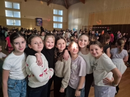 DYSKOTEKA ANDRZEJKOWA DLA UCZNIÓW KLAS I-V